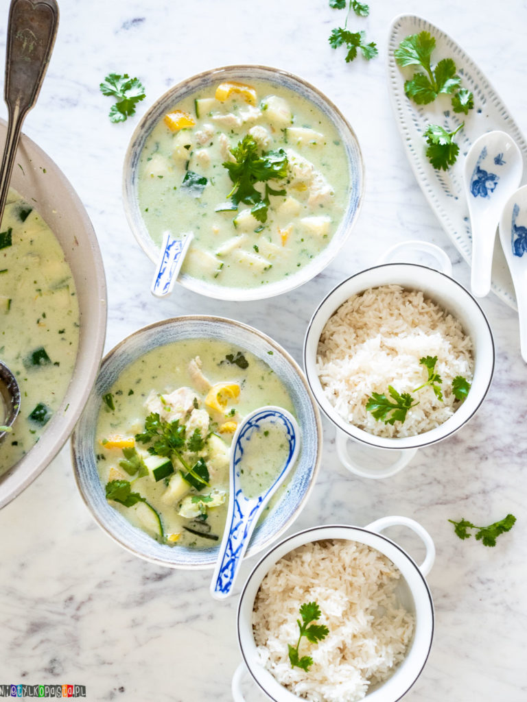 zielone curry z kurczakiem