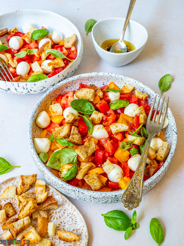 sałatka panzanella